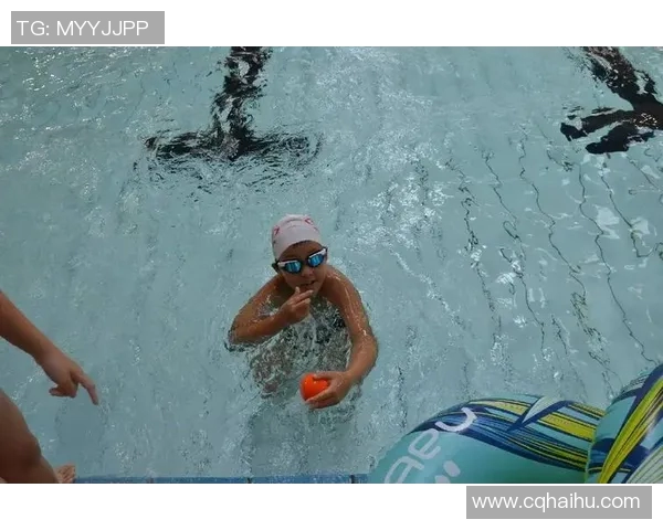 蛙泳对提高心肺功能和增强全身肌肉力量的多重健康益处分析